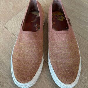 Blowfish Malibu Peach/Gold Slip-Ons